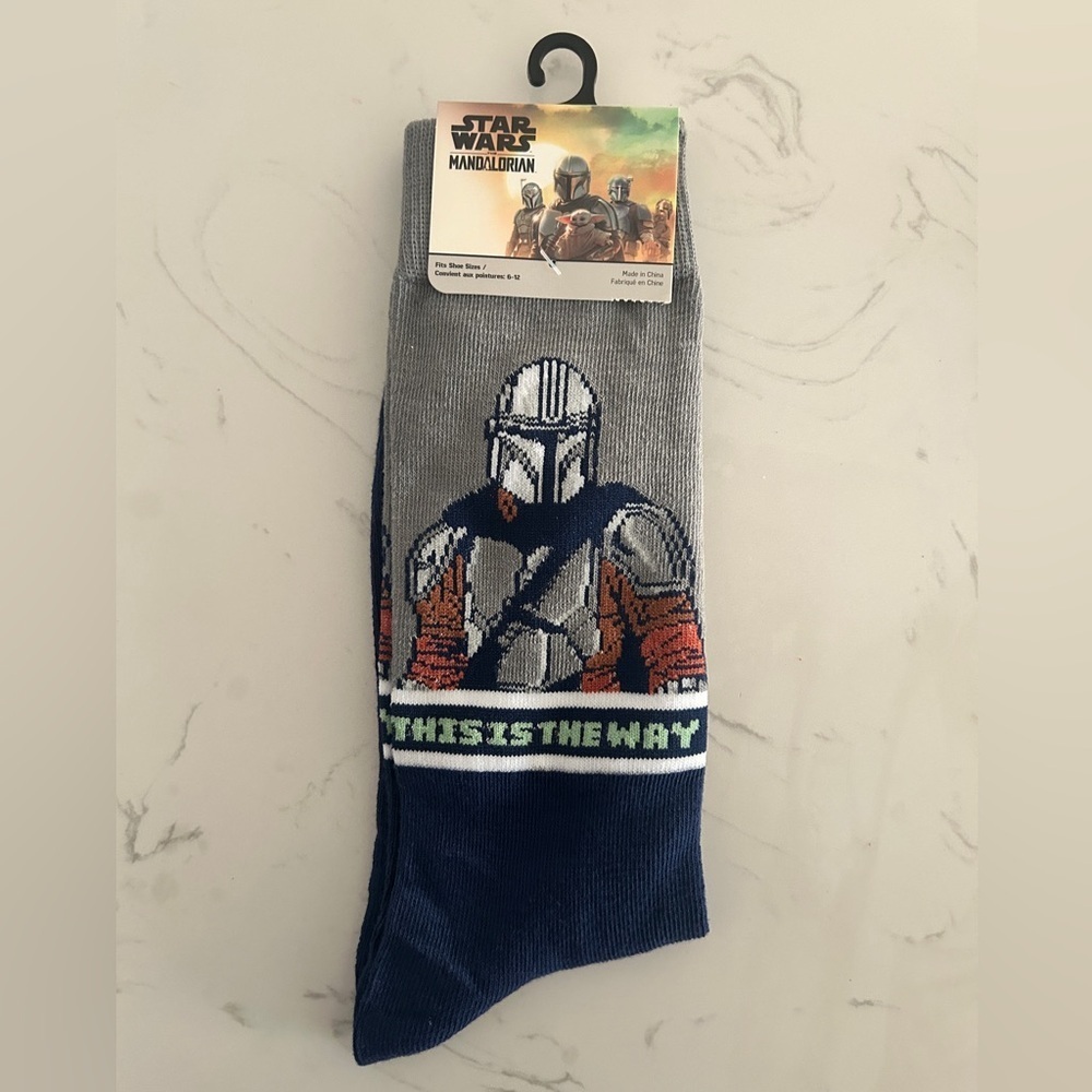 Star Wars Mandalorian “This Is The Way” Crew Socks, Unisex, Size: 6-12- NWT